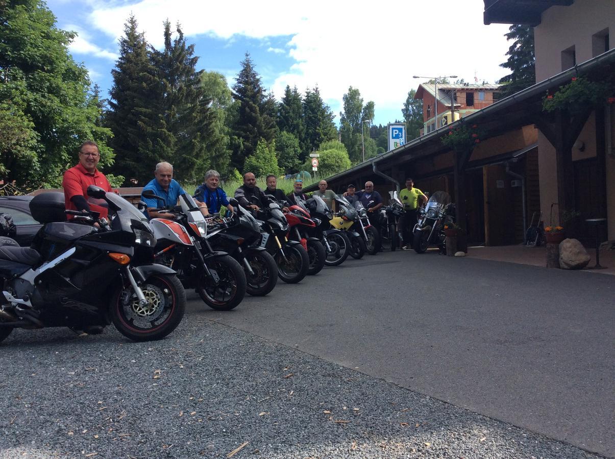 Pension Aura Spicak, Nektere Pokoje Se Saunou Železná Ruda Extérieur photo